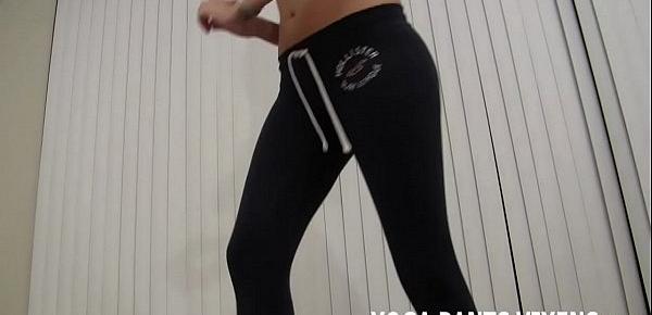  I picked up a hot new pair of yoga pants this morning JOI